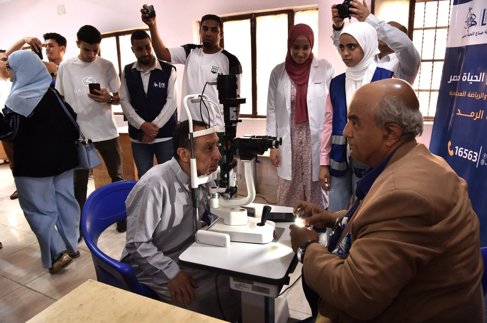 قوافل "جسور أمل القابضة" الطبية تواصل دعم أصحاب الهمم وأسرهم في مختلف محافظات مصر 1 جسور أمل القابضة