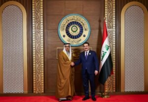 نيابة عن رئيس الدولة..منصور بن زايد يشارك في القمة العربية التي بدأت أعمالها في بغداد