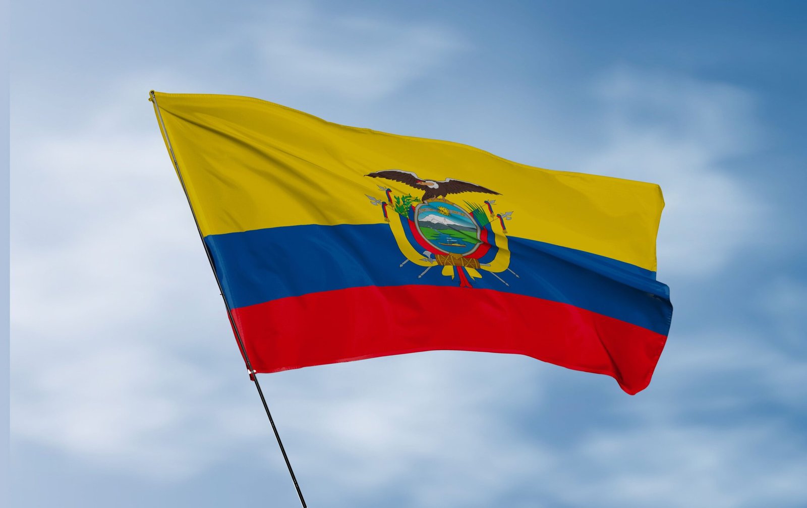 مصرع 11 جنديًّا إكوادوريا في اشتباكات مع مسلحين