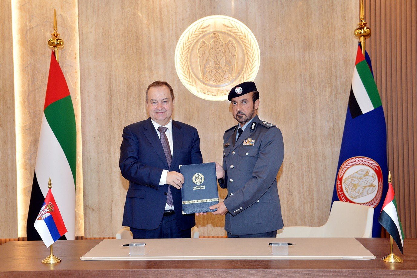 قائد عام شرطة أبوظبي