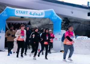 أكثر من 700 عداء شاركوا في سباق دبي للجري الثلجي بـ "سكي دبي" 2 أكثر من 700 عداء شاركوا في سباق دبي للجري الثلجي بـ "سكي دبي"