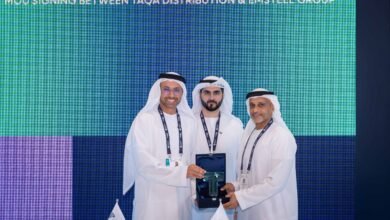 تفاهم بين "طاقة للتوزيع" و"إمستيل" لابتكار حلول مخصصة للمرافق لدعم القطاع الصناعي