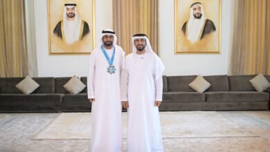 نهيان بن زايد يكرّم العدّاء الإماراتي سالم الهاشمي