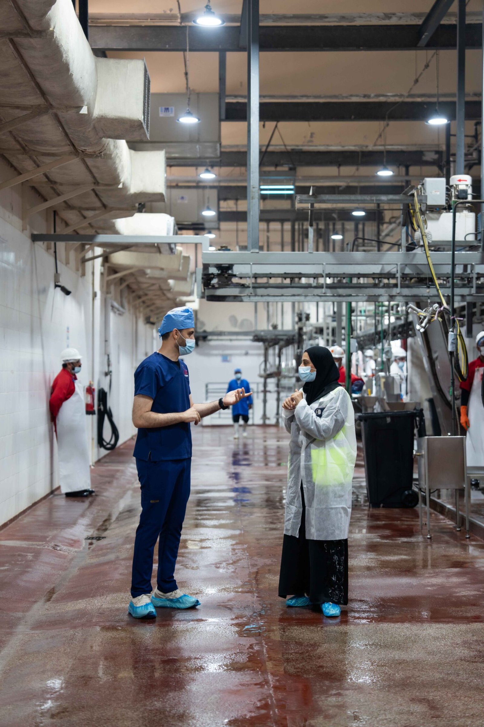 دائرة البلديات والنقل بأبوظبي تنظم حملة تفتيشية على المسالخ استعداداً لاستقبال عيد الأضحى المبارك