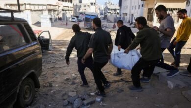 60 شهيدا في قطاع غزة.. والأونروا تحذر من كارثة إنسانية وشيكة