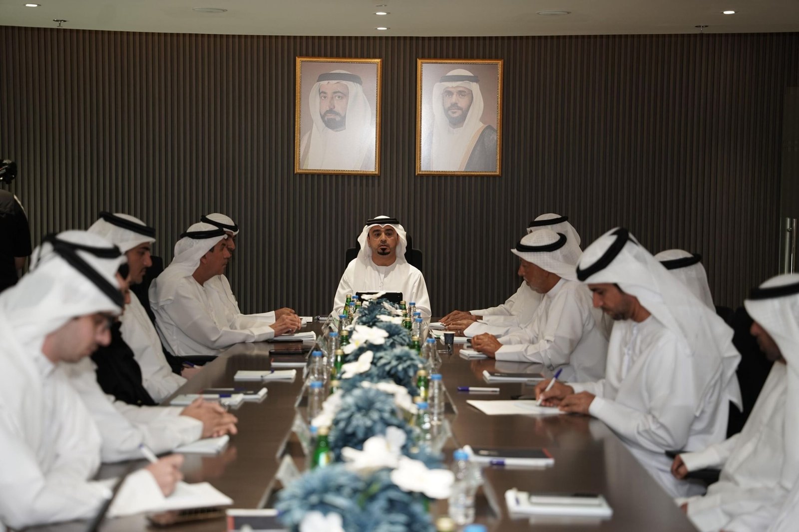 الشارقة للثروة السمكية وجمعيات صيادي الأسماك تبحثان تطوير القطاع بالإمارة