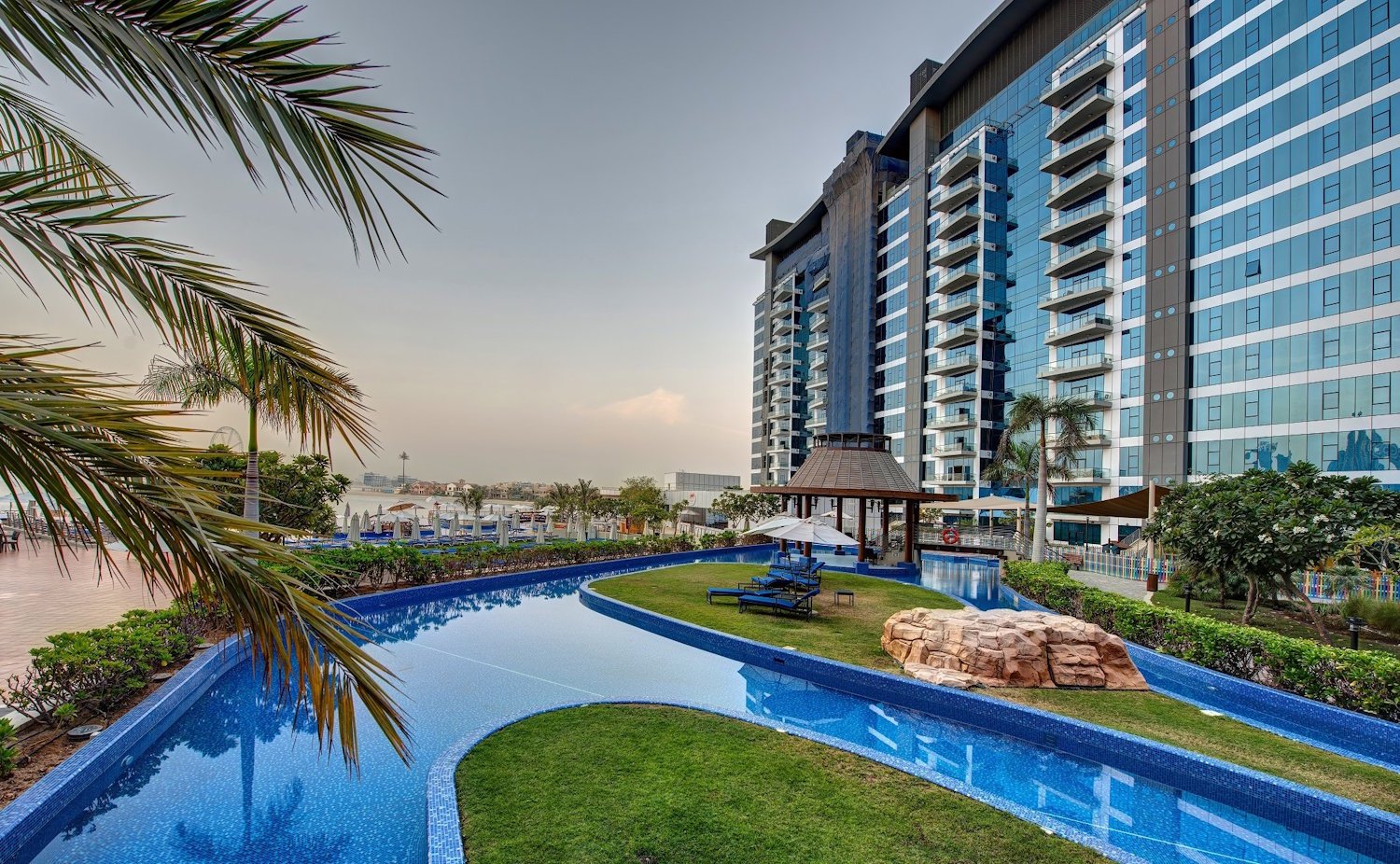 سيفن تايدز تُعيّن فنادق ماينور لإدارة فندق ديوكس ذا بالم 1 سيفن تايدز