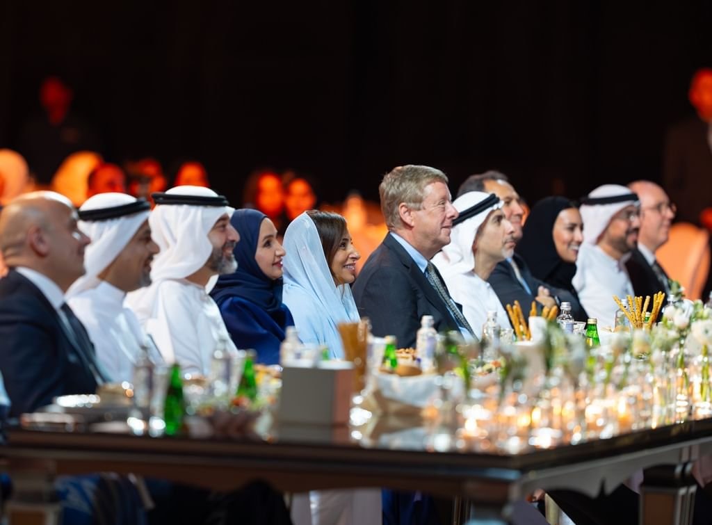 بدور القاسمي تحضر حفل تكريم أمريكية الشارقة لطلبتها المتميزين