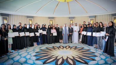 نهيان بن مبارك يكرّم الفائزين بجوائز مجموعة أبوظبي للثقافة والفنون