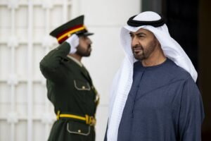 رئيس الدولة ورئيس الباراغواي يبحثان تعزيز علاقات التعاون بين البلدين