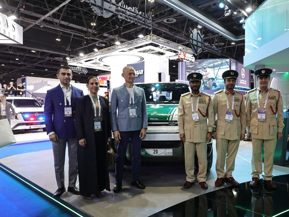 "ديفيندر HSE P400" ضمن أسطول دوريات شرطة دبي الأمنيةالفارهة