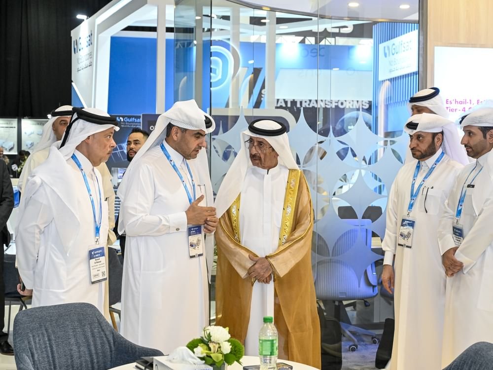 حشر بن مكتوم يفتتح معرضي "كابسات" و"إنتيغريت ميدل إيست" وأولى دورات "سات إكسبو ميدل إيست" 1 حشر بن مكتوم يفتتح معرضي "كابسات" و"إنتيغريت ميدل إيست" وأولى دورات "سات إكسبو ميدل إيست"