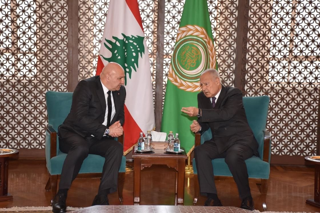 الجامعة العربية تؤكد دعمها الكامل للبنان وتعزيز سيادته