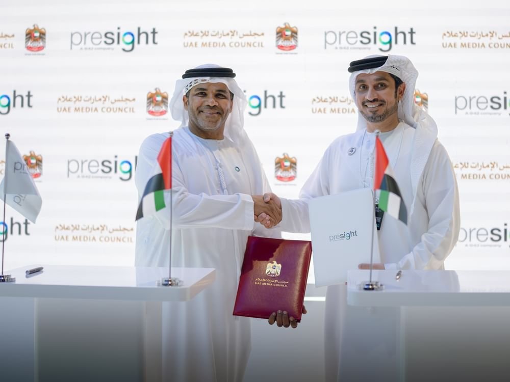 "الإمارات للإعلام" يوقّع عقداً مع "بريسايت" لإطلاق منصة ذكية لمنظومة الخدمات الإعلامية