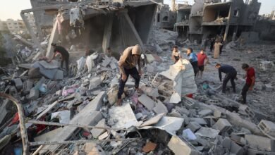 استشهاد 65 فلسطينا في قصف إسرائيلي على غزة فجر اليوم