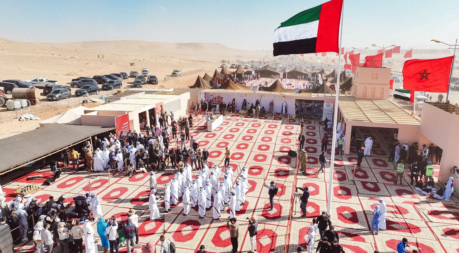 بحضور بارز لجناح الإمارات.. انطلاق فعاليات موسم طانطان في المغرب 1 بحضور بارز لجناح الإمارات.. انطلاق فعاليات موسم طانطان في المغرب