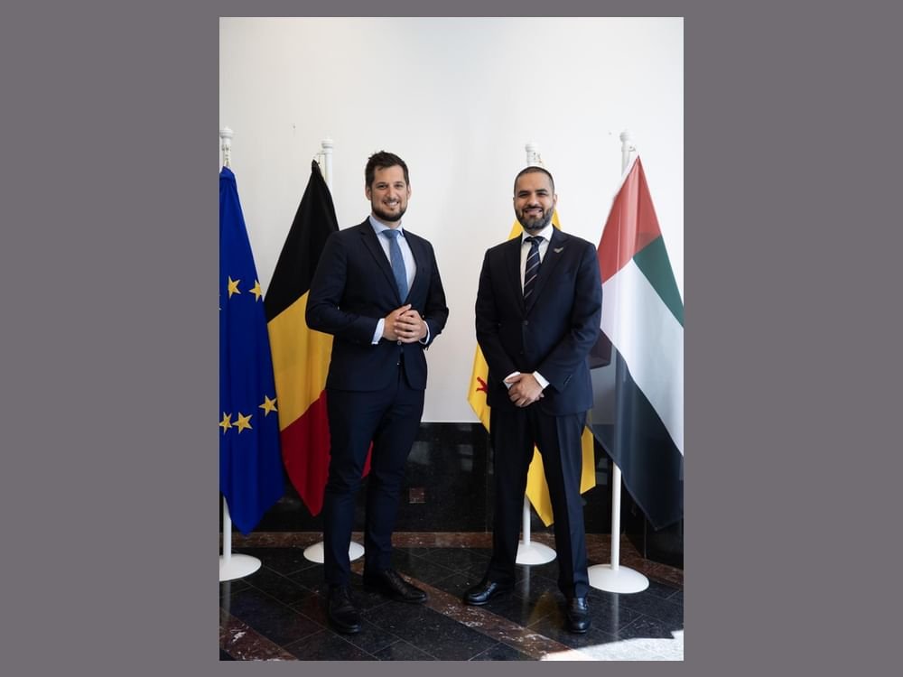 سفير الإمارات لدى بلجيكا يبحث مع رئيس وزراء والونيا سبل تعزيز العلاقات الثنائية