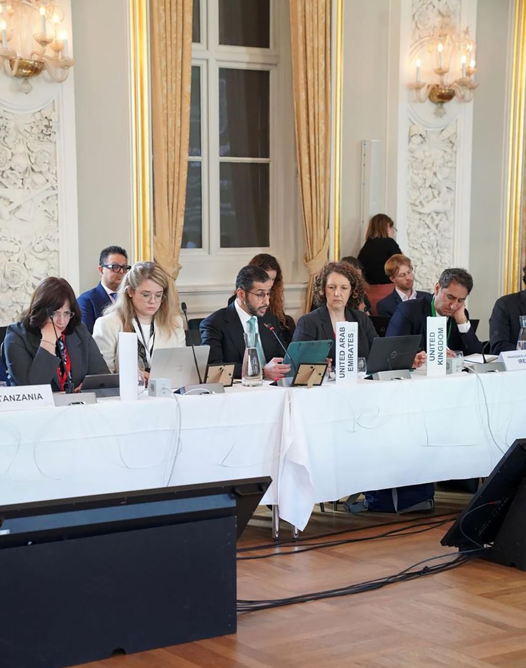 الإمارات تقود الحوار حول التخطيط الإنمائي طويل الأجل خلال الاجتماع الوزاري للمناخ في كوبنهاغن