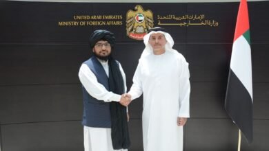 مدير مكتب وزارة الخارجية في دبي يتسلّم البراءة القنصلية من القنصل العام لجمهورية أفغانستان