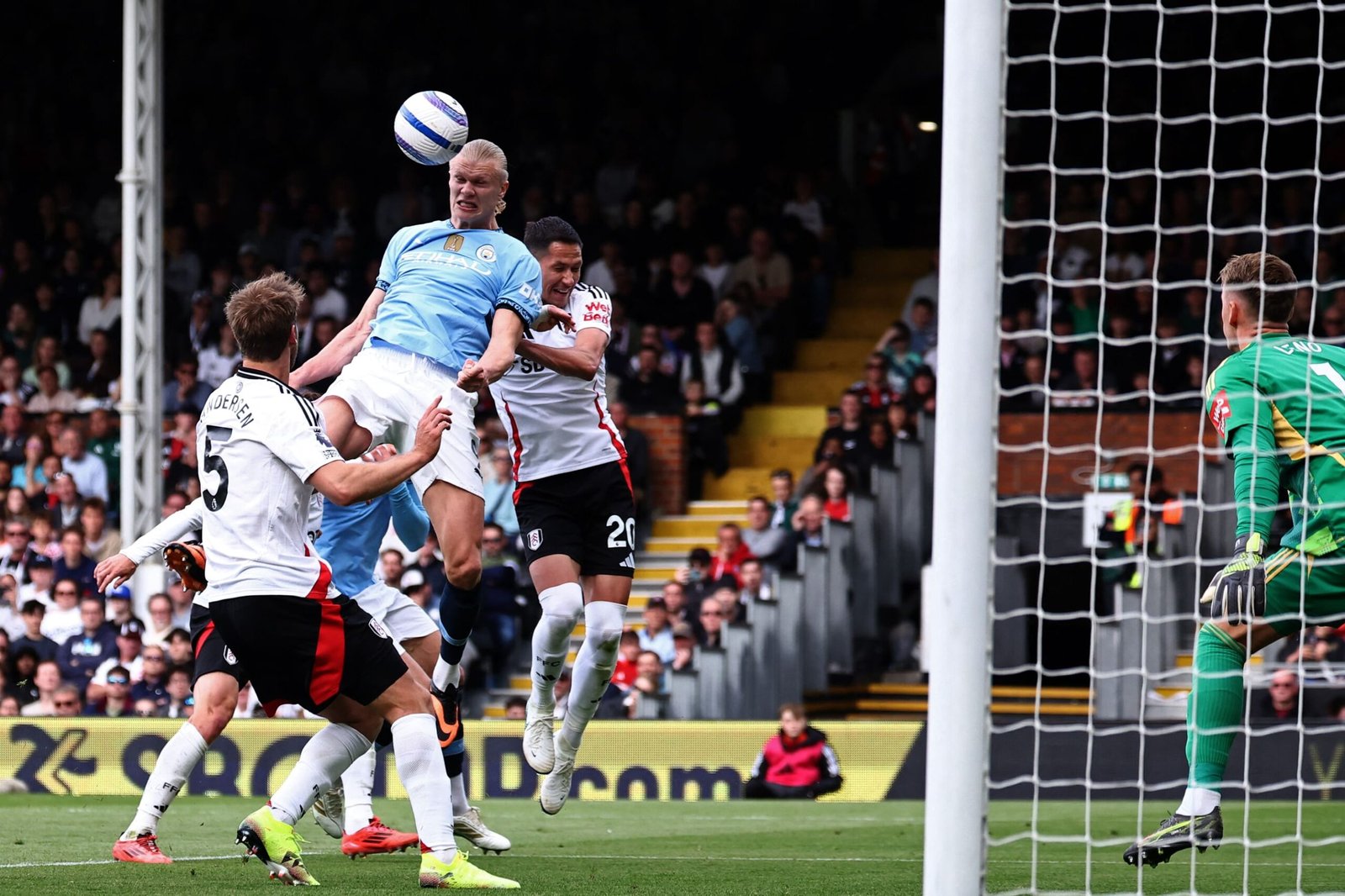 فوز آرسنال ومانشستر سيتي وتشيلسي في الدوري الإنجليزي