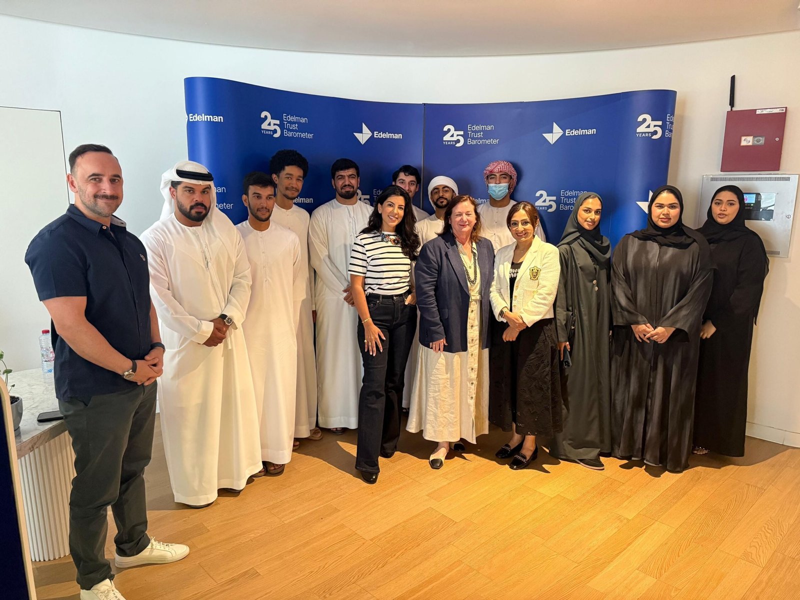 مجلس دبي للإعلام يعزّز روابط التعاون مع شركاء "تعهد المواهب الإعلامية الإماراتية" 1 مجلس دبي للإعلام يعزّز روابط التعاون مع شركاء "تعهد المواهب الإعلامية الإماراتية"