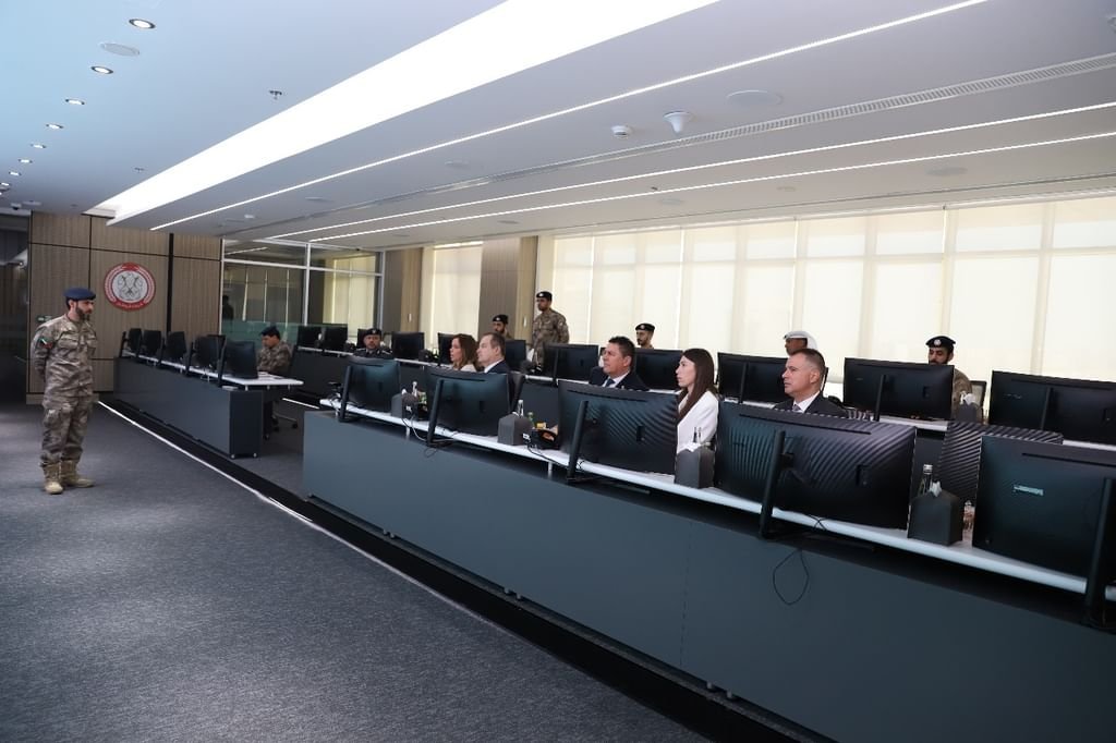 وفد الداخلية الصربي يزور "المدينة الآمنة" في شرطة أبوظبي 1 وفد الداخلية الصربي يزور "المدينة الآمنة" في شرطة أبوظبي