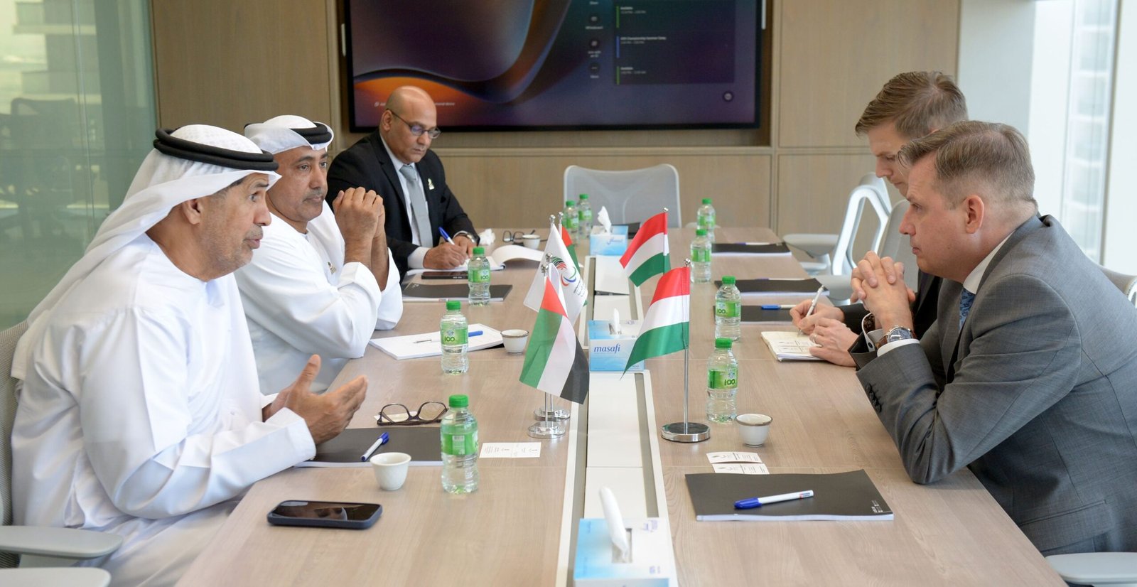 الإمارات والمجر تبحثان تعزيز التعاون في الرياضة البارالمبية