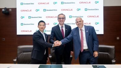 تعاون بين "جي 42" و "Oracle" و"كليفلاند" لإطلاق منصة رعاية صحية مدعومة بالذكاء الاصطناعي