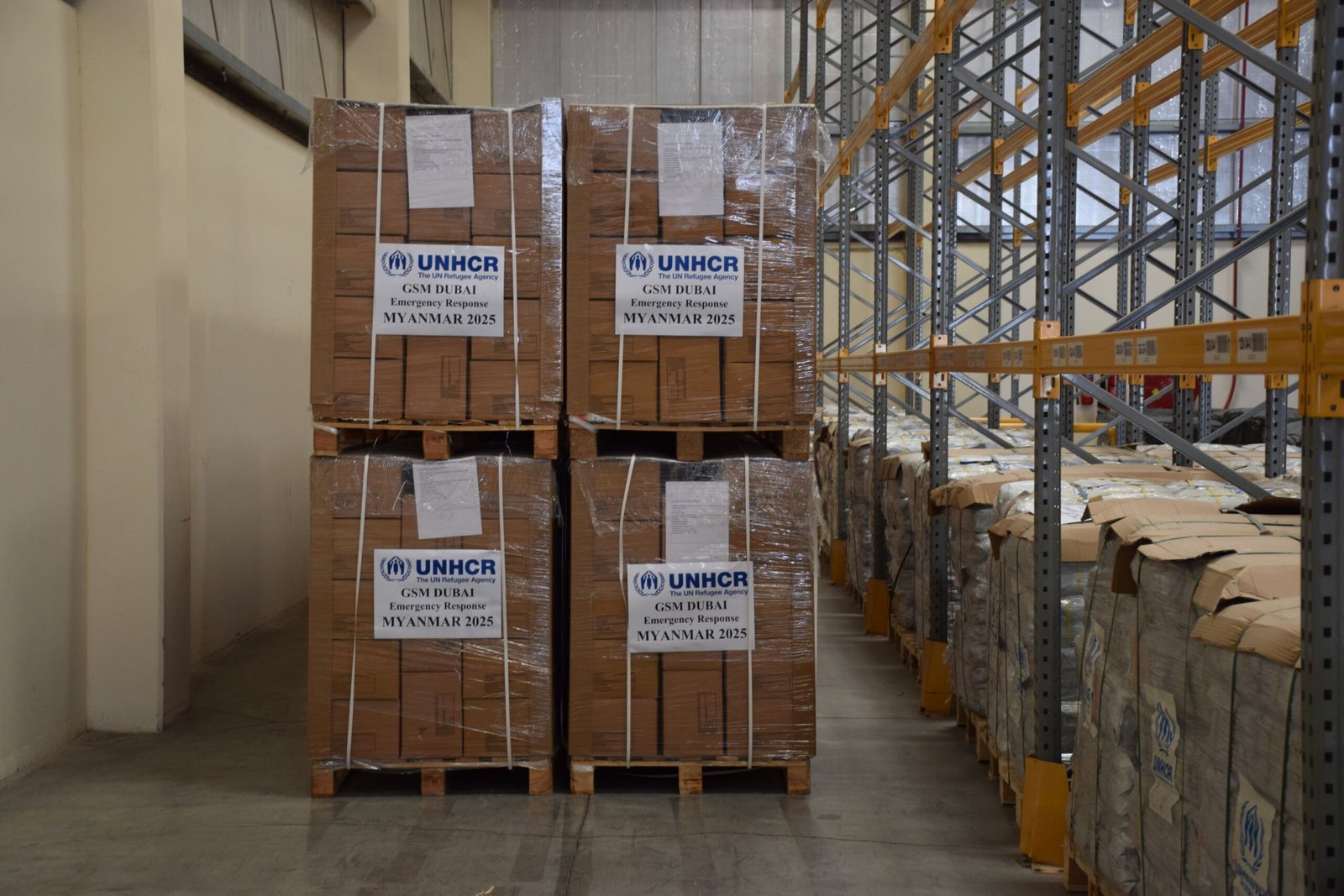 بتوجيهات محمد بن راشد .. "دبي الإنسانية" تسيّر شحنات إغاثية للمتضررين من الزلزال في ميانمار 1 بتوجيهات محمد بن راشد .. "دبي الإنسانية" تسيّر شحنات إغاثية للمتضررين من الزلزال في ميانمار