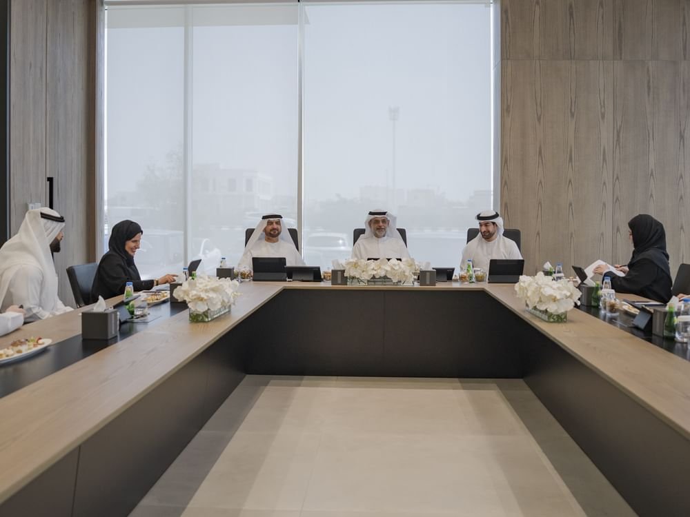 ولي عهد الشارقة يعتمد برنامج الشارقة للتكامل الرقمي