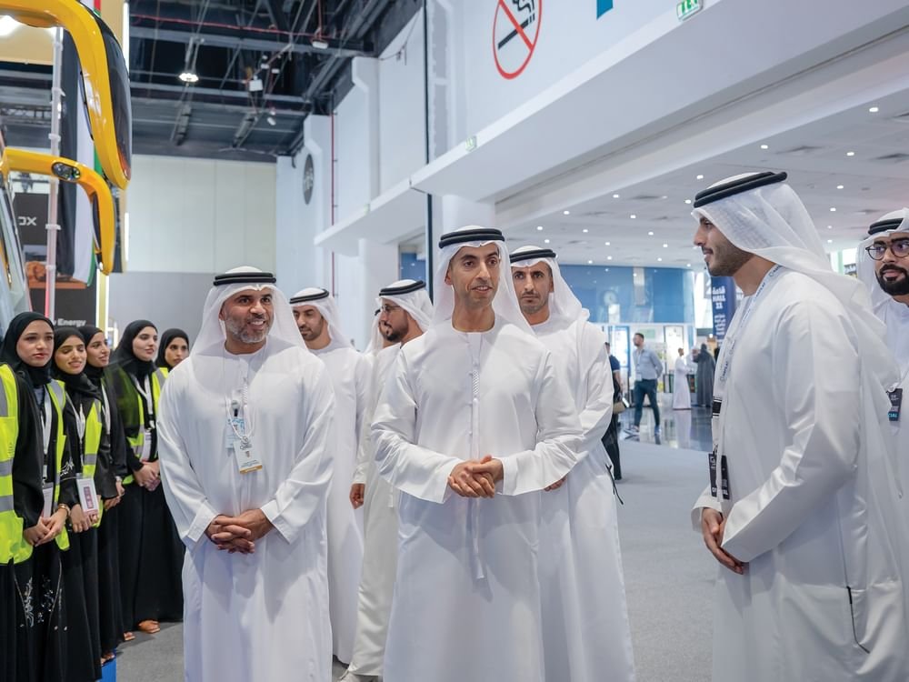 خالد بن زايد يزور الدورة الرابعة من "اصنع في الإمارات" 1 خالد بن زايد يزور الدورة الرابعة من "اصنع في الإمارات"