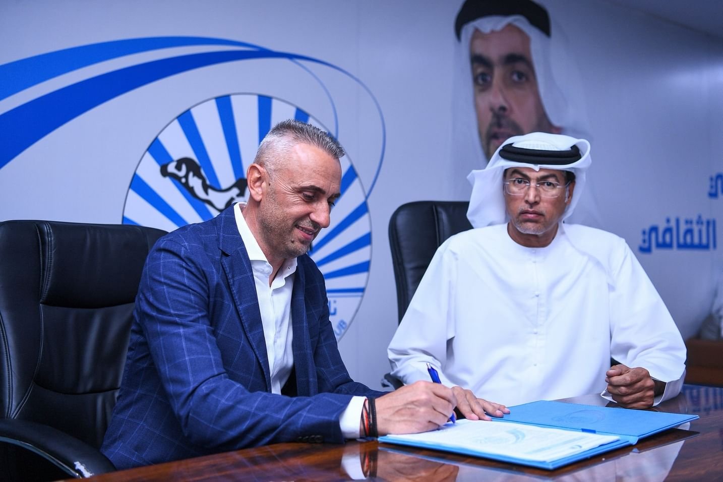 البلغاري إيفايلو بيتيف مدربا لفريق بني ياس لكرة القدم