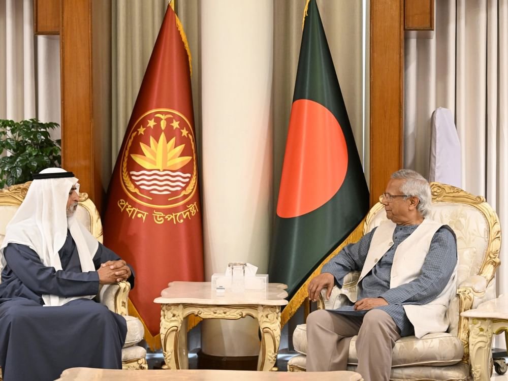 كبير المستشارين في الحكومة المؤقتة ببنغلاديش يستقبل نهيان بن مبارك