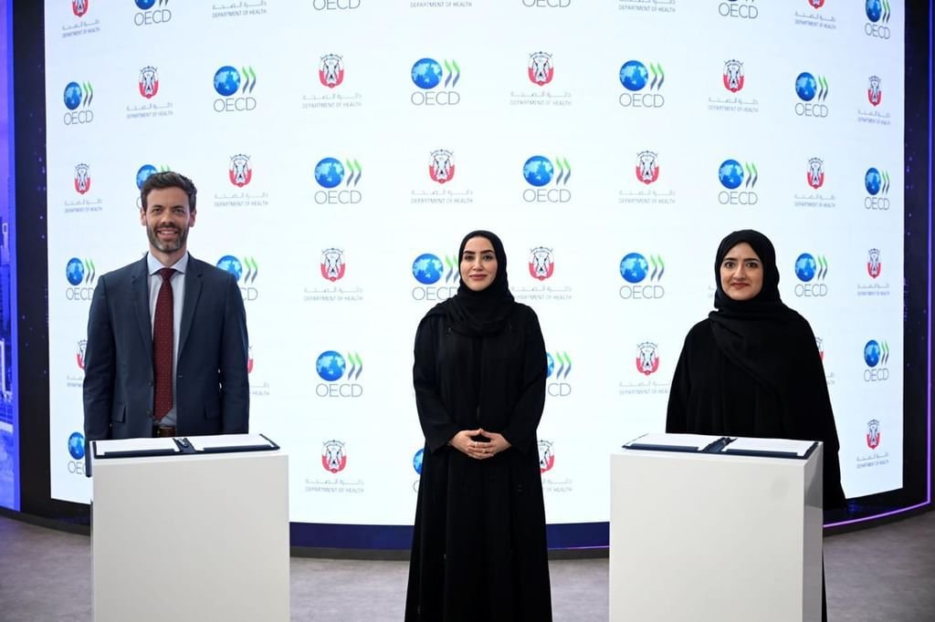 تعاون بين "صحة أبوظبي" و"منظمة التعاون الاقتصادي" لتعزيز الرعاية الصحية في الإمارة