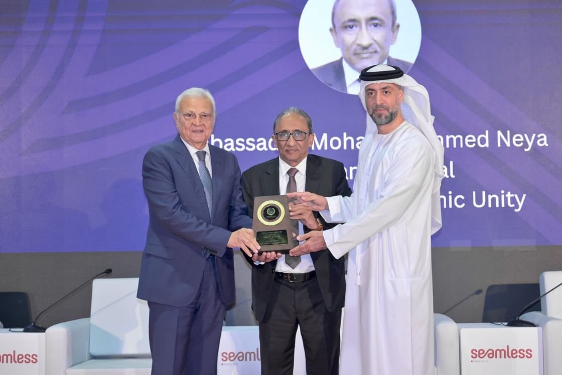 الاتحاد العربي للاقتصاد الرقمي يكرم أمين عام مجلس الوحدة الاقتصادية العربية