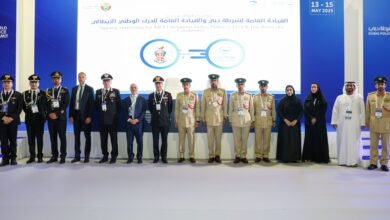 شرطة دبي تبحث التعاون مع وفود مشاركة بالقمة الشرطية وتوقع مذكرة تفاهم مع إيطاليا