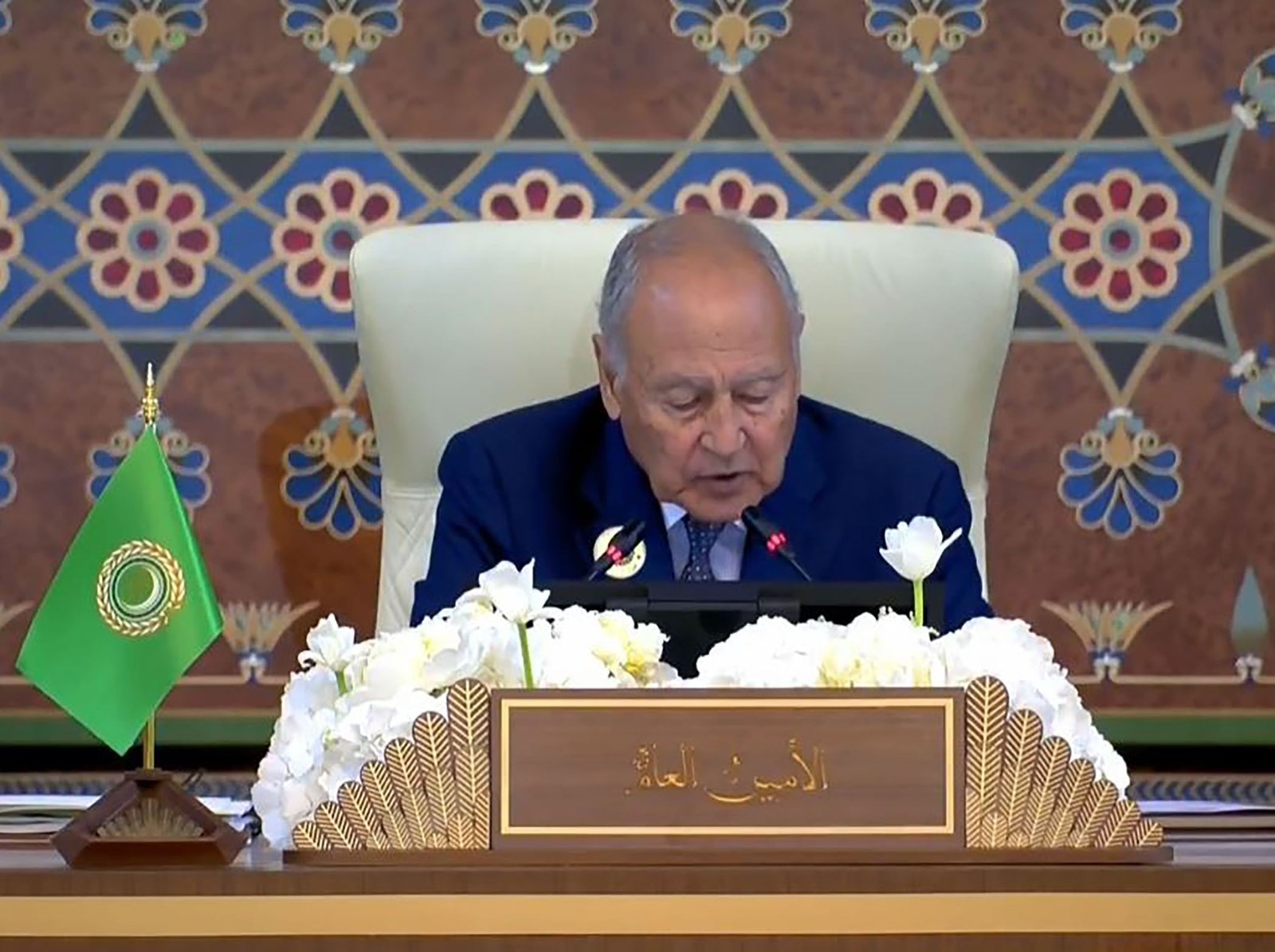 قمة بغداد : أبوالغيط يحذر من سياسة اسرائيل المتهورة بفلسطين وسوريا ولبنان