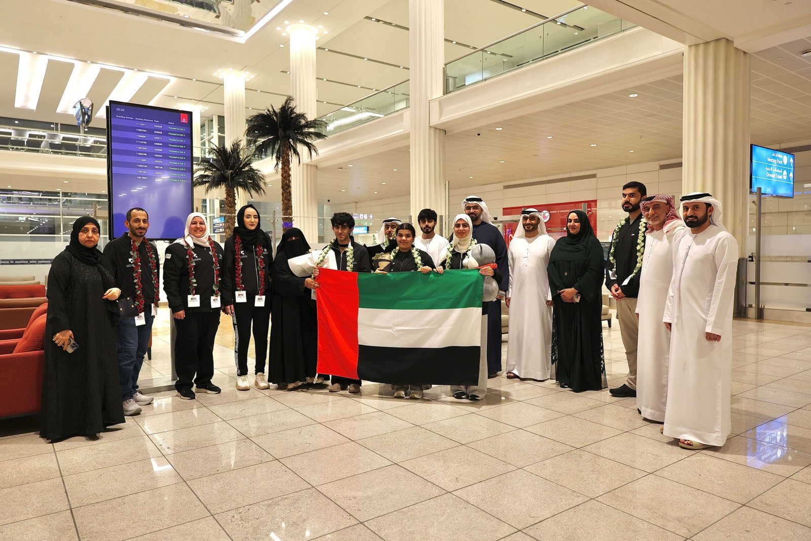 تتويج الطالب الإماراتي "سيف كرم "بجائزة الجمعية الكيميائية الأمريكية