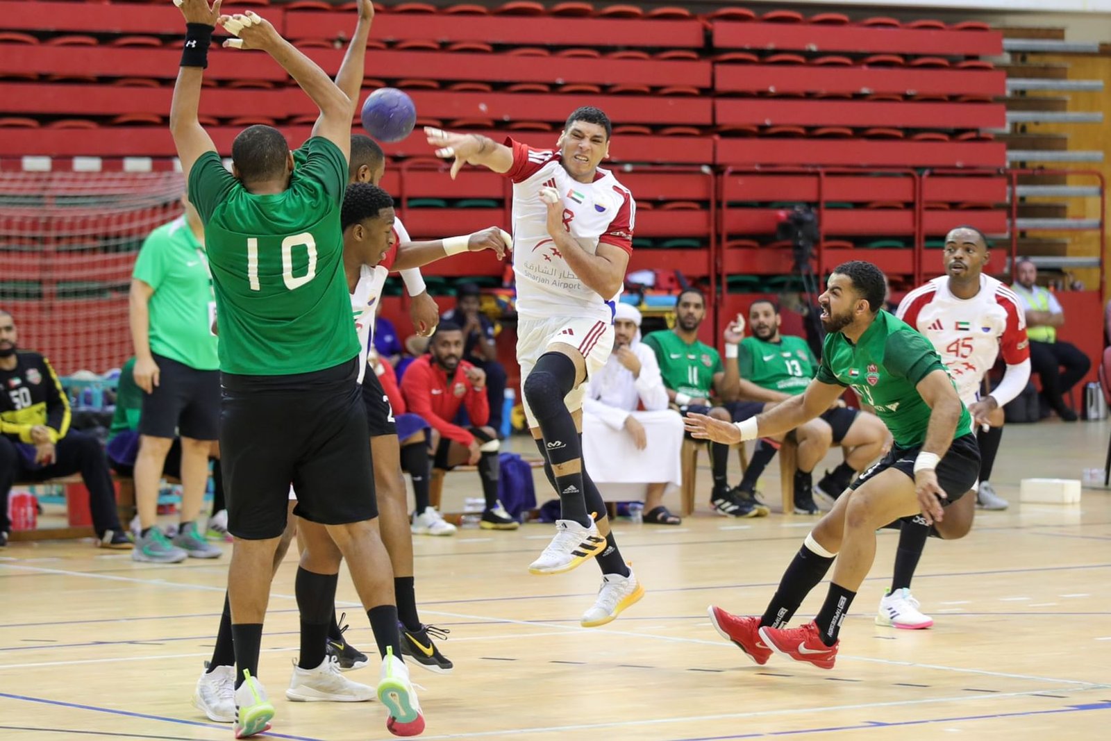 الدورة المجمعة الأولى لتحديد بطل دوري كرة اليد تنطلق غداً