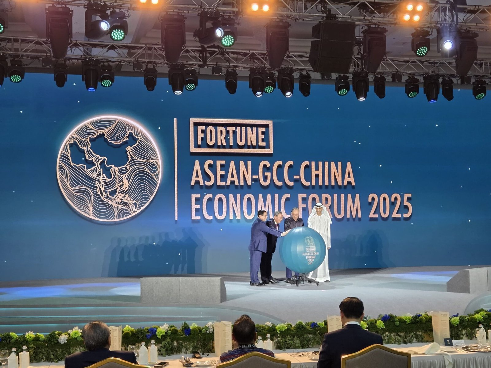 ثاني الزيودي يشارك في المنتدى الاقتصادي الأول لرابطة "آسيان" ومجلس التعاون الخليجي والصين