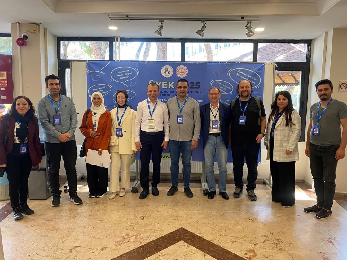 مؤسسة حمدان بن راشد آل مكتوم تستعرض تجربتها أمام المؤتمر الدولي للموهوبين في تركيا