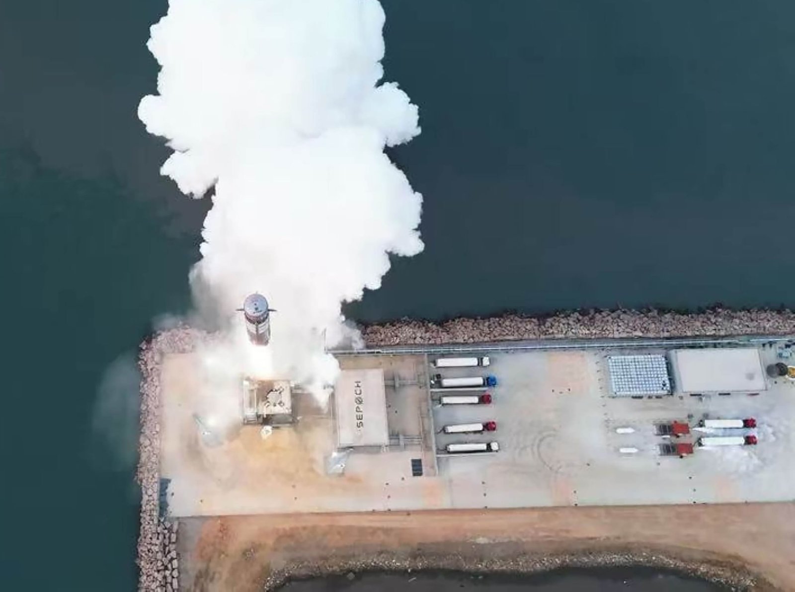 نجاح تجربة صينية لنقل بضائع باستخدام صاروخ