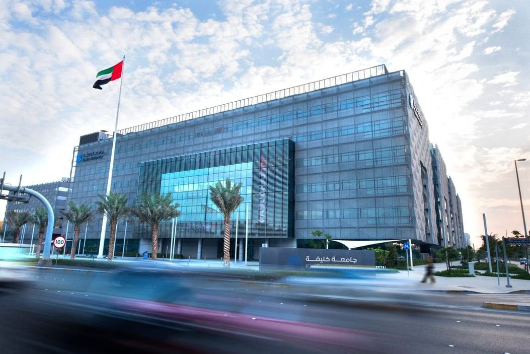 جامعة خليفة تتقدم 25 مركزًا في تصنيف "كيو إس" للجامعات العالمية 1 جامعة خليفة تتقدم 25 مركزًا في تصنيف "كيو إس" للجامعات العالمية