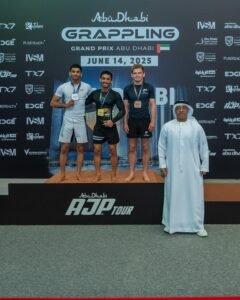 الإمارات تتصدر جائزة أبوظبي الكبرى للجرابلنج وخالد الشحي يتوّج بذهبية المحترفين