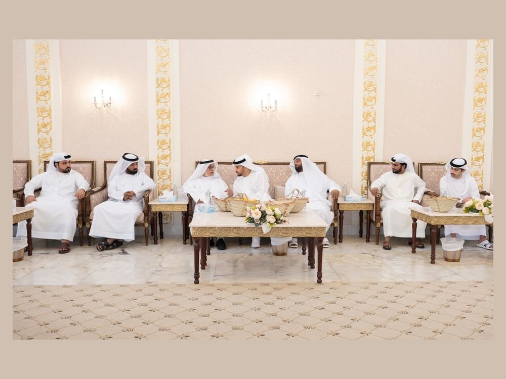 حمدان بن زايد يزور منزل أبناء المرحوم عبيد مريمان العامري في مدينة زايد