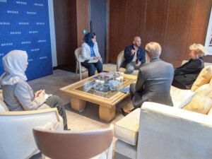 استعداداً لـ "بريدج".. عبدالله آل حامد يعقد لقاءات ثنائية في لندن مع قيادات إعلامية ومسؤولي شركات عالمية