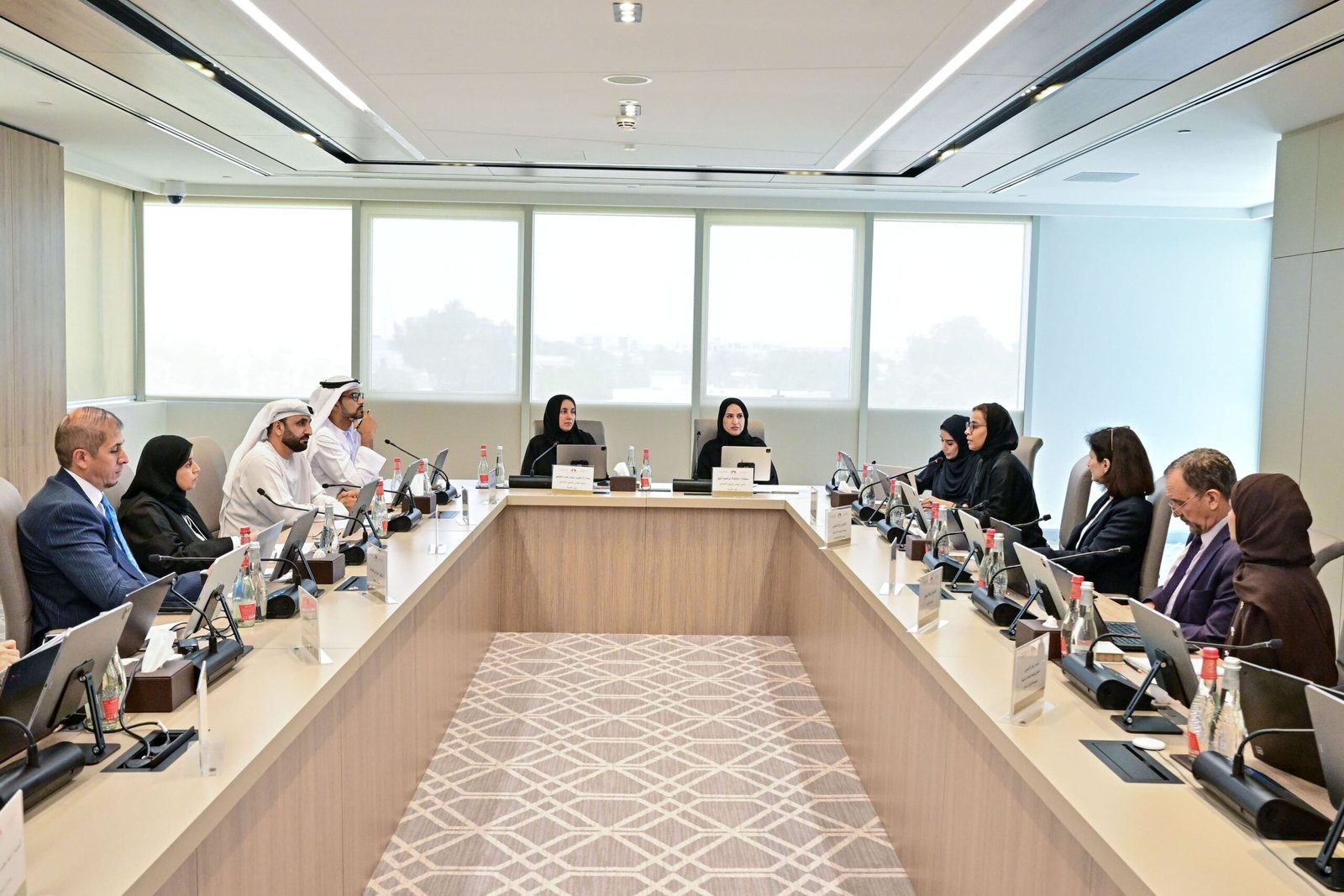 لجنة بـ "الوطني الاتحادي" تناقش سياسة تحقيق الأمن الوطني للصناعات الدوائية والمستلزمات الطبية