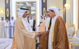 حاكم عجمان ووليّ عهده يواصلان استقبال المهنّئين بعيد الأضحى المبارك