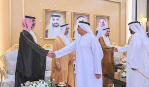 حاكم عجمان ووليّ عهده يواصلان استقبال المهنّئين بعيد الأضحى المبارك