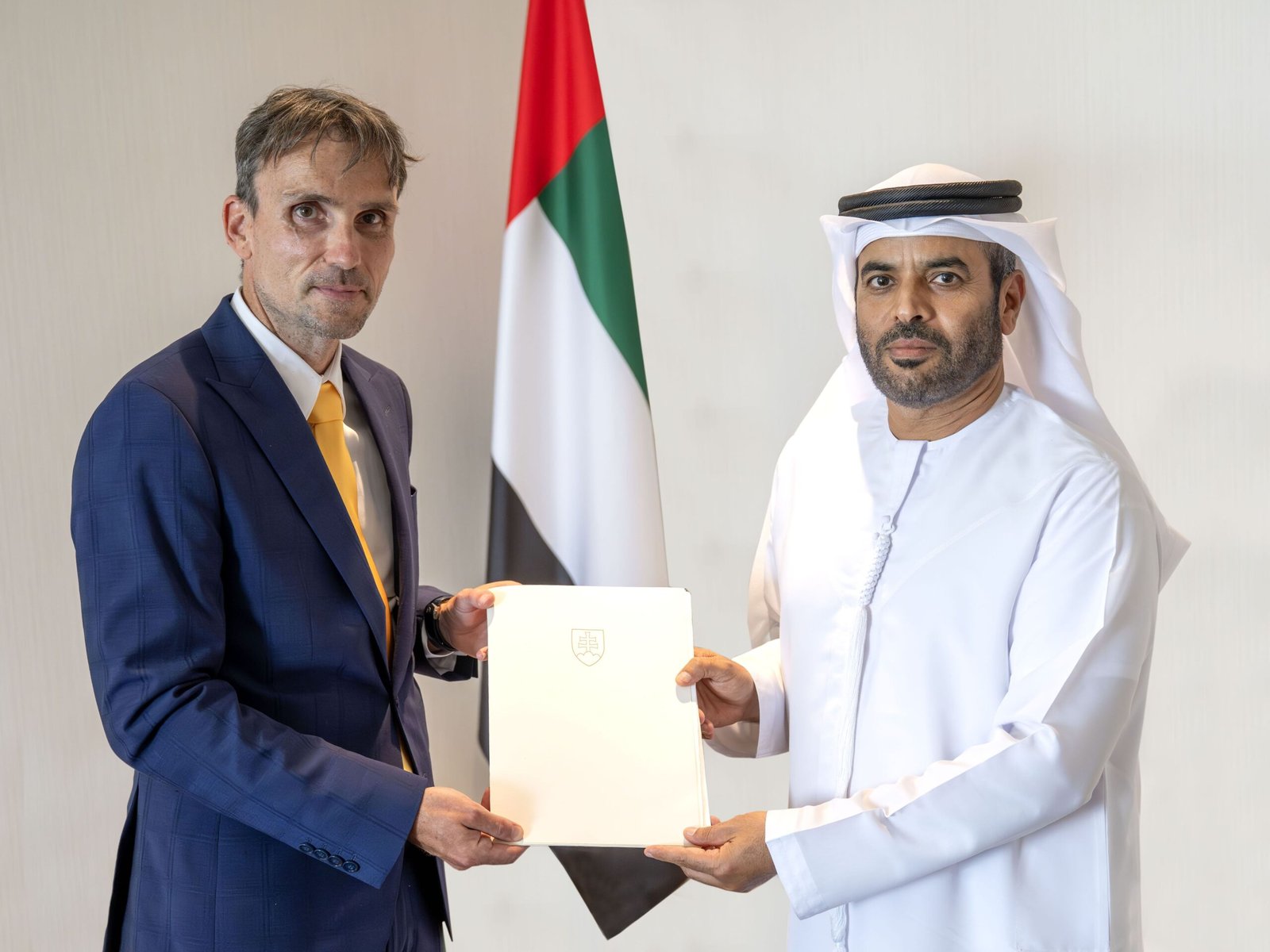 وزارة الخارجية تتسلم نسخة من أوراق اعتماد سفير جمهورية سلوفاكيا لدى الدولة